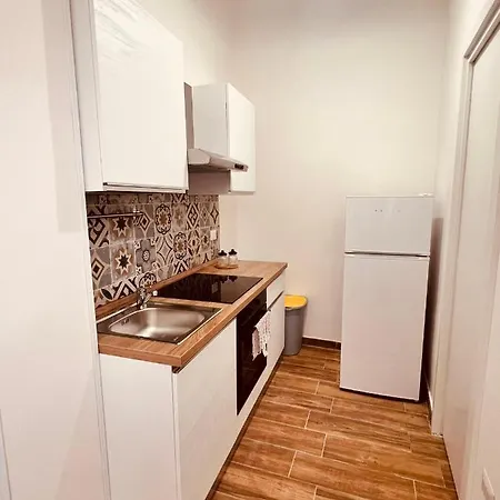 Civico 81 Νάπολη