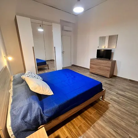 Civico 81 * Νάπολη